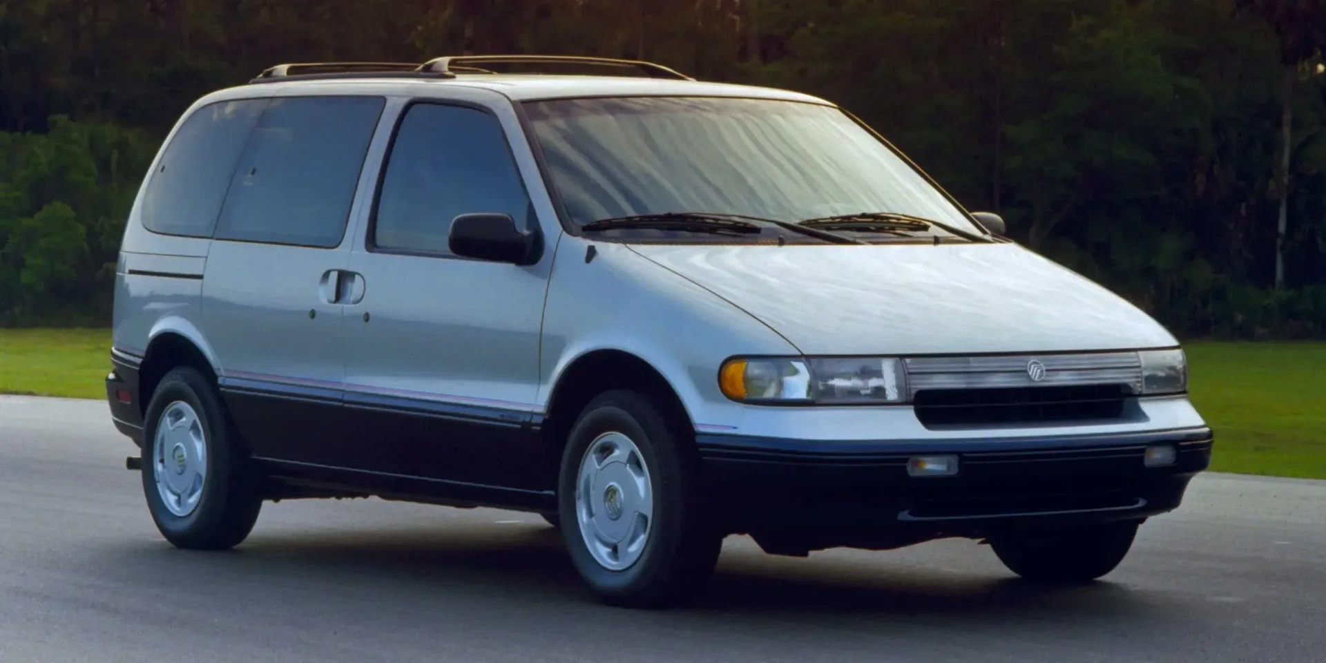 1993 Mercury Villager photo 1