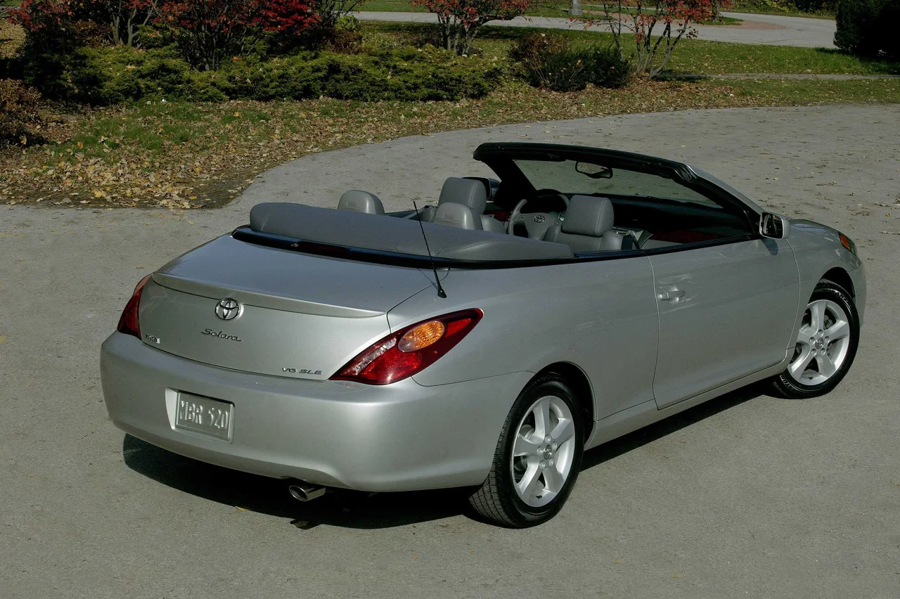 Exterior 10
