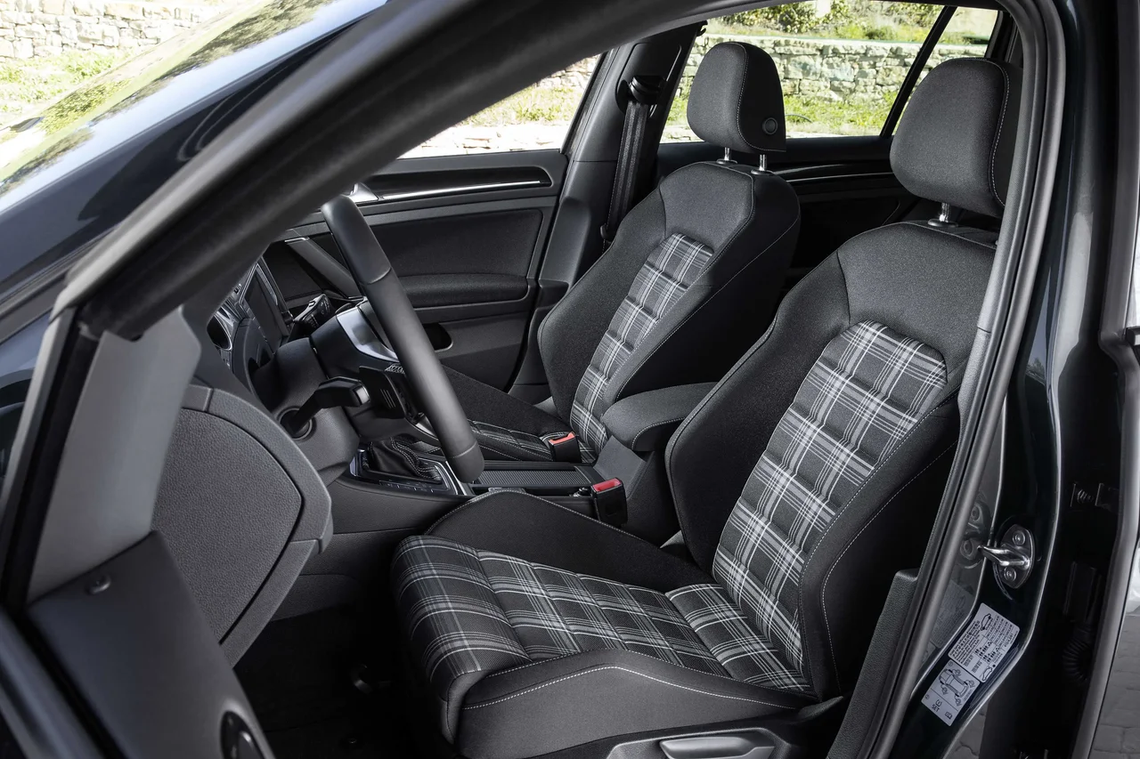 Interior 2