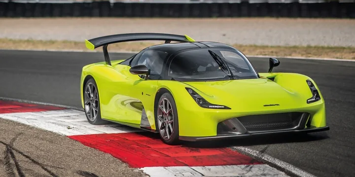2017 Dallara Stradale exterior main image