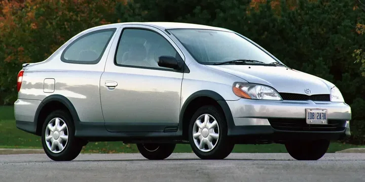 2000 Toyota 2000-toyota-echo-generation-xp10 main image