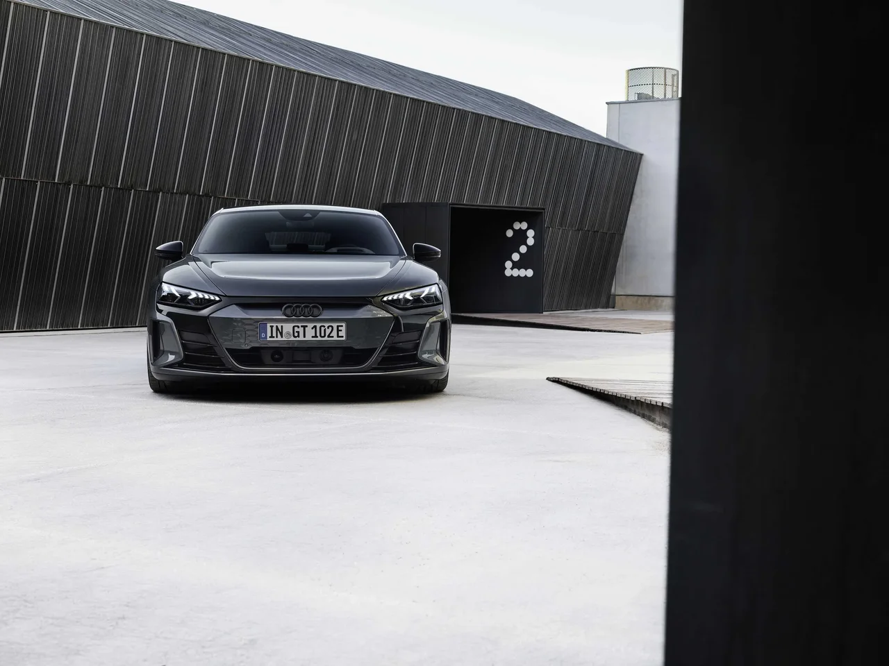 Exterior 4