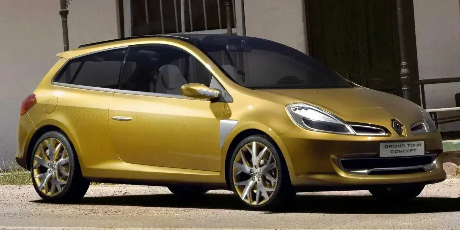 2007 Renault Clio Grand Tour photo 1