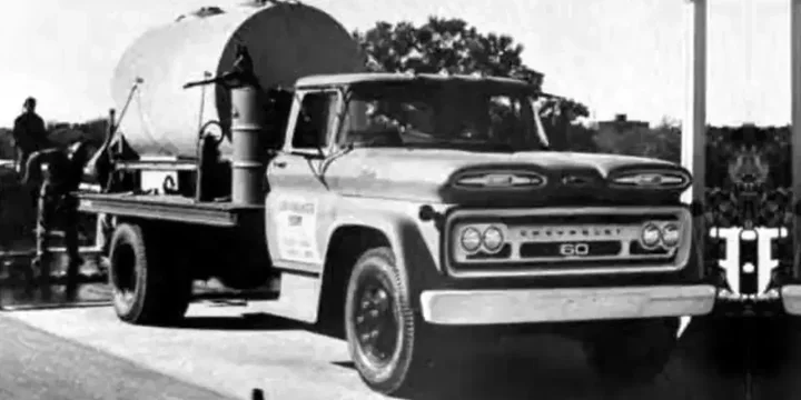 1961 Chevrolet 1961-chevrolet-c-k-series-apache-c60-43 main image