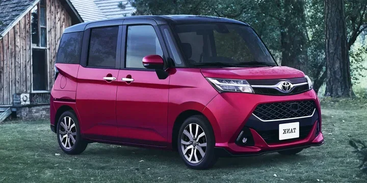 2016 Toyota 2016-toyota-tank-g-t main image