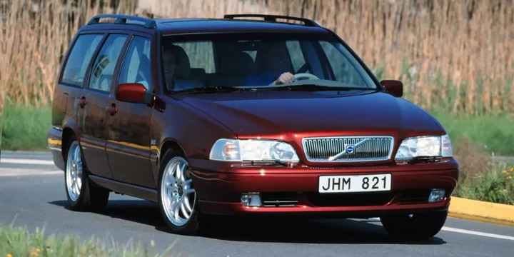 2000 Volvo 2000-volvo-v70-generation-lw-facelift main image