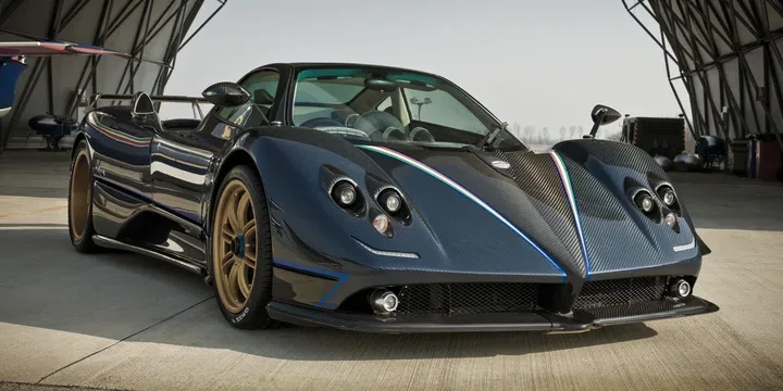 2011 Pagani Zonda Tricolore exterior main image