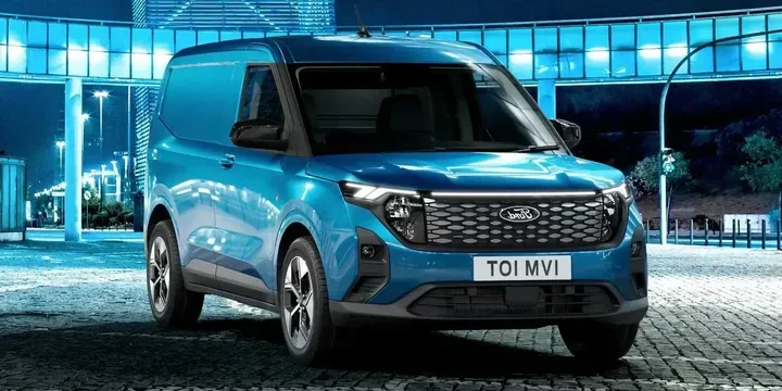2024 Ford 2024-ford-transit-courier-e-transit-courier-single-speed main image