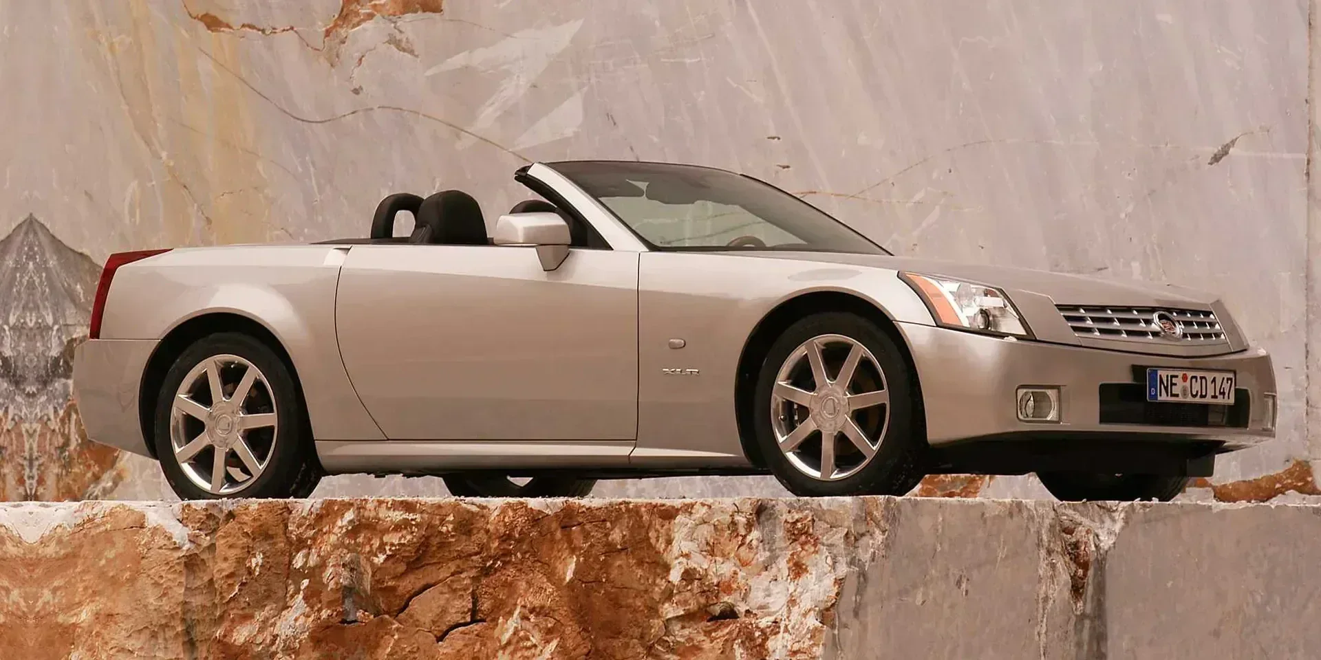2006 Cadillac XLR photo 1