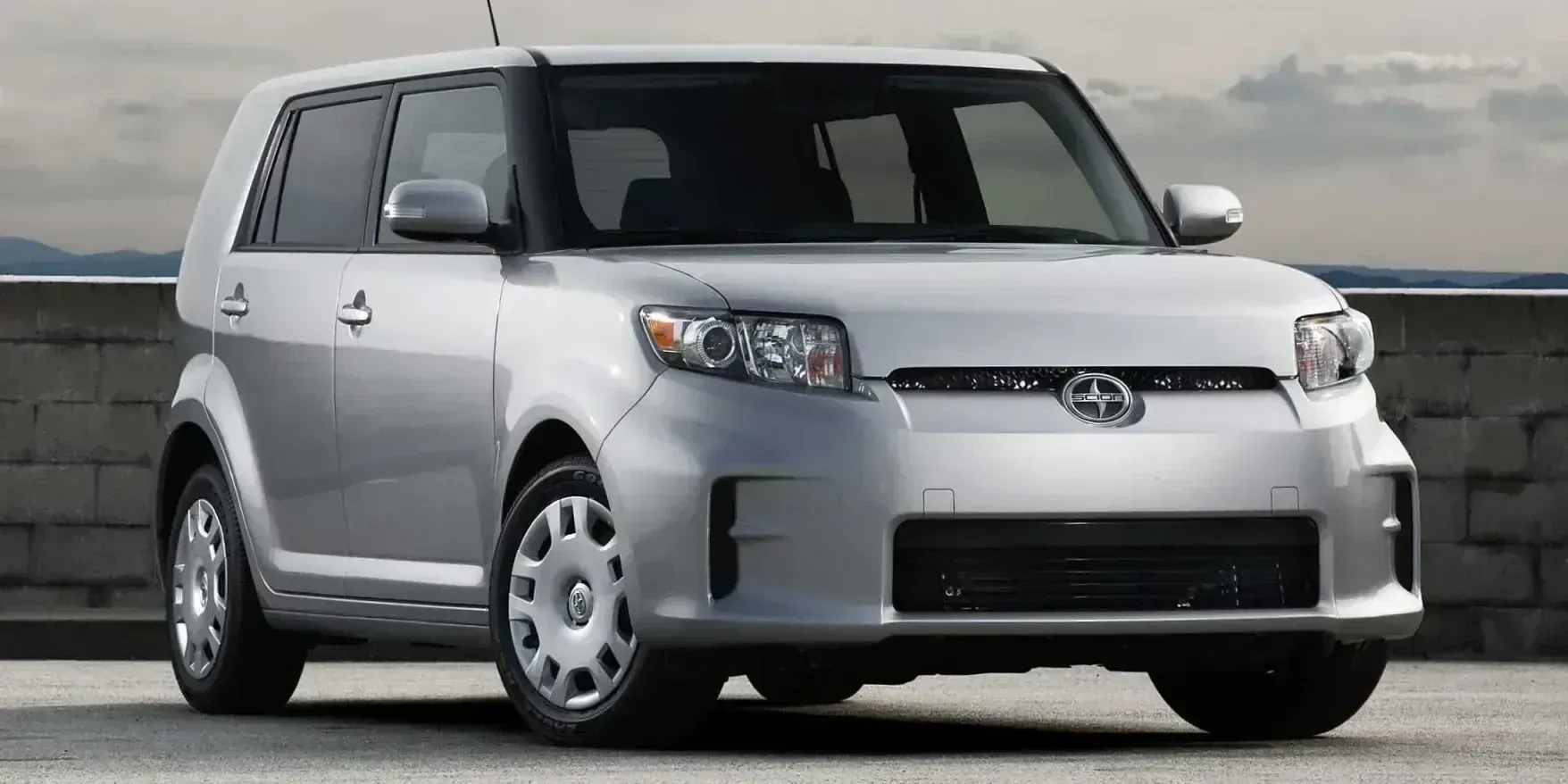 2011 Scion xB photo 1