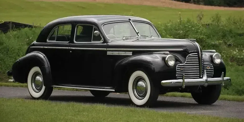 1940 Buick Roadmaster photo 1