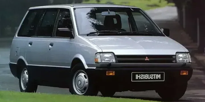 1993 Mitsubishi 1993-mitsubishi-space-wagon main image