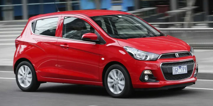 2015 Holden 2015-holden-spark-14 main image