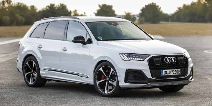 2020 Audi 2020-audi-q7-60-tfsi-e-quattro-tiptronic-8-speed main image