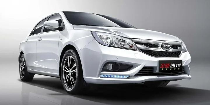 2014 BYD 2014-byd-surui-15 main image