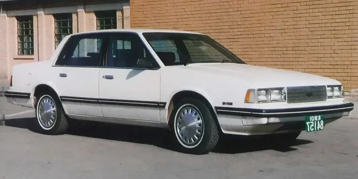 1986 Chevrolet 1986-chevrolet-celebrity-sedan-sedan-28-v6-mfi-126ps main image