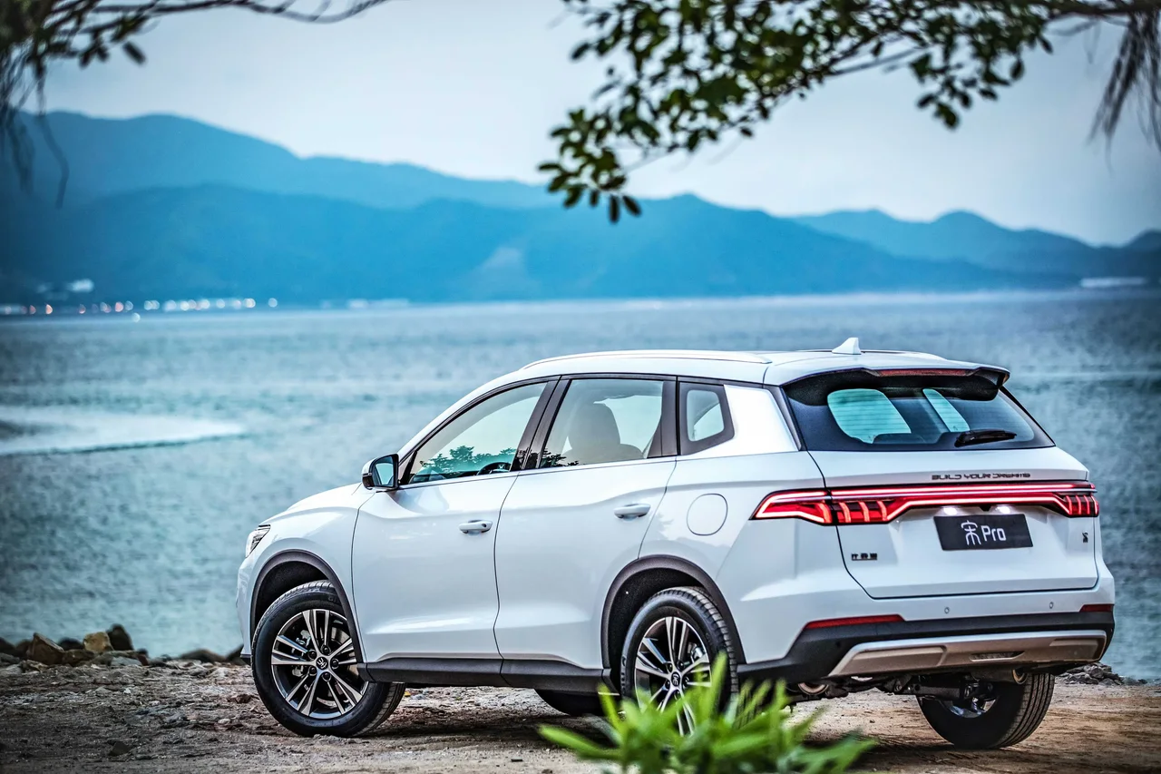 Exterior 10