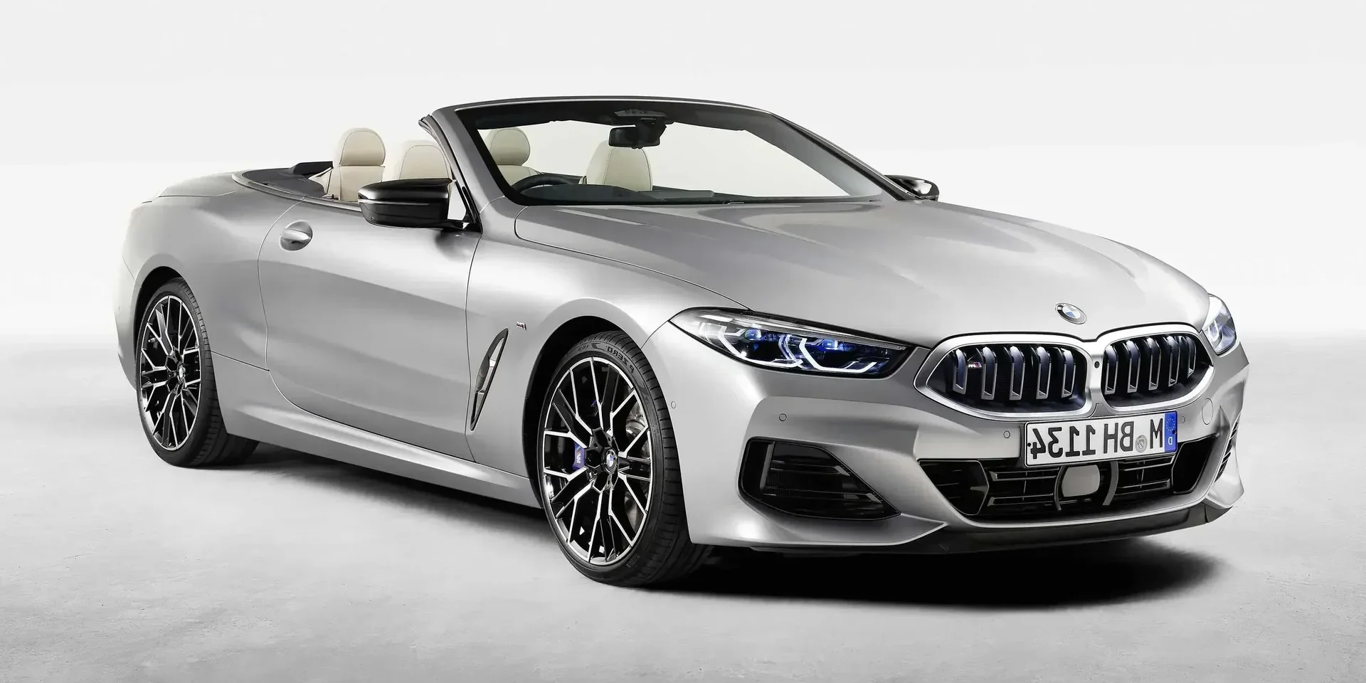 2022 BMW 8 Series M850i xDrive photo 1