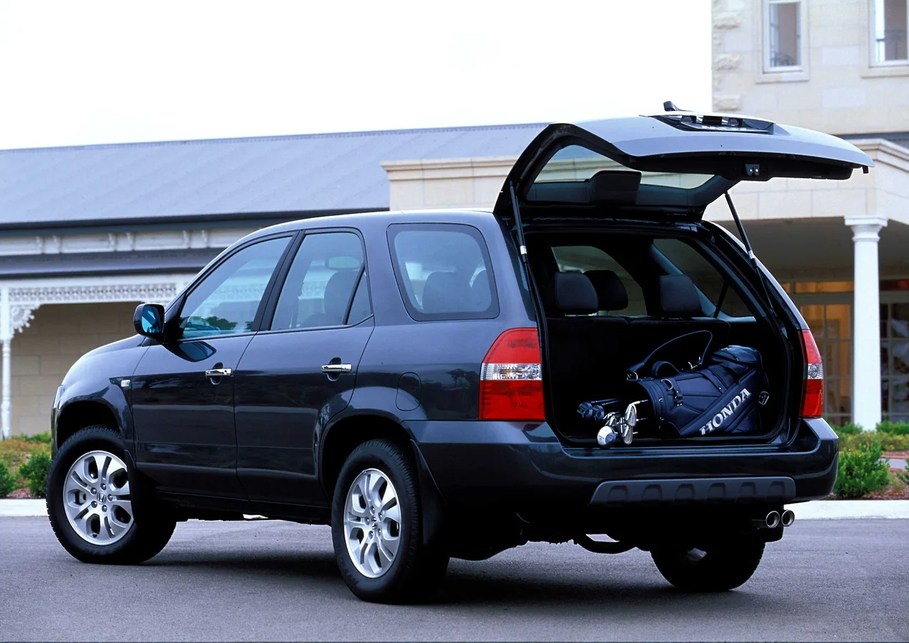 Exterior 6
