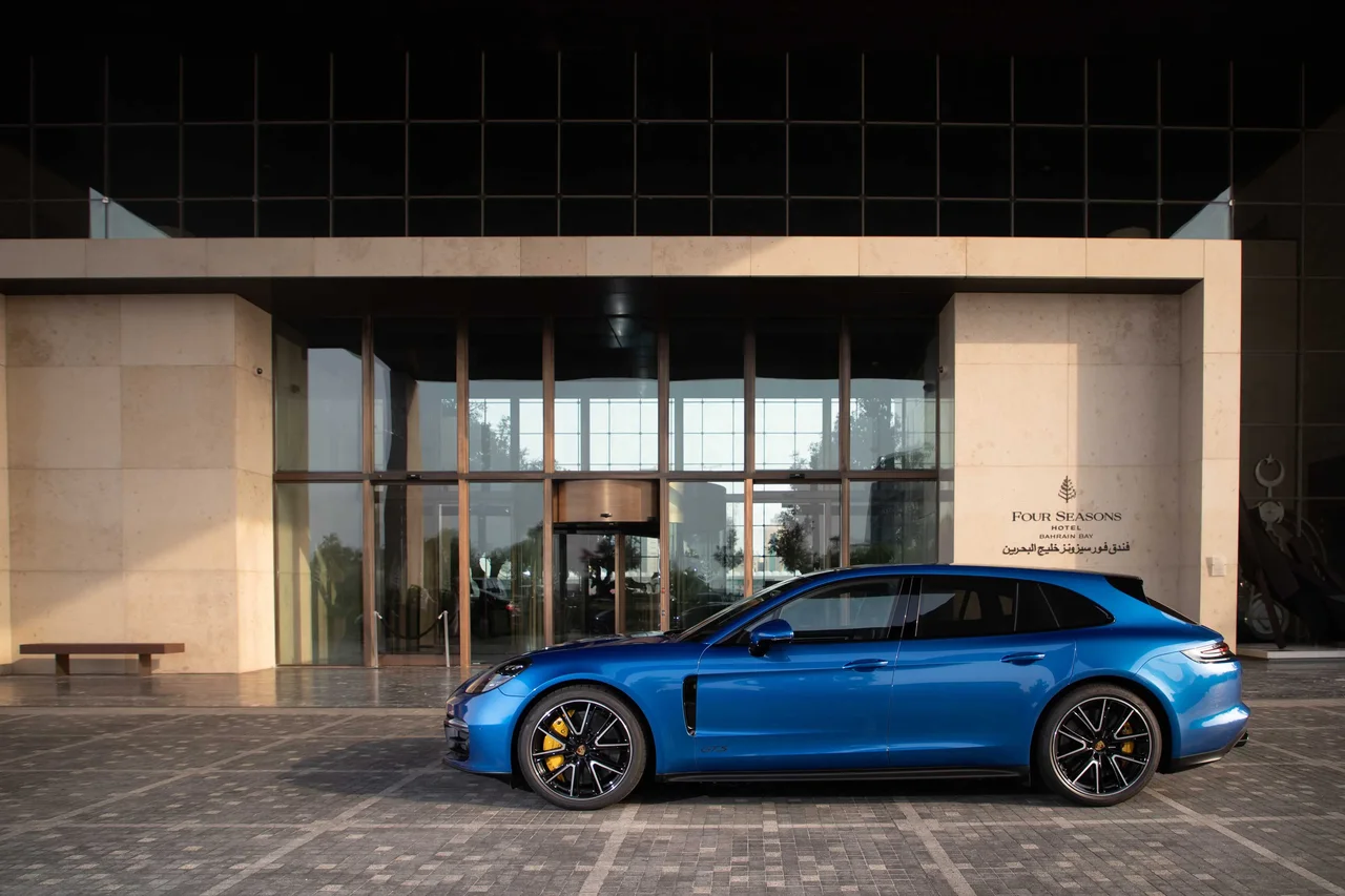 Exterior 3