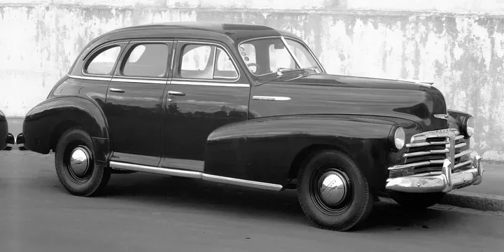 1948 Chevrolet 1948-chevrolet-fleetmaster-sedan-sport-sedan-35-manual-91hp-1948-3-speed main image