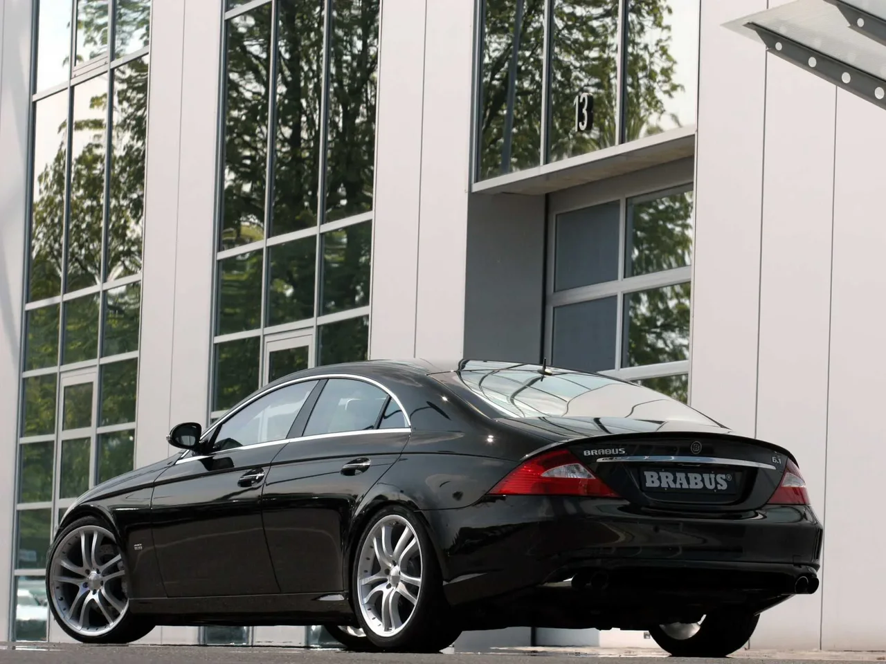 Exterior 5