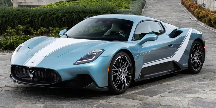 2025 Maserati 2025-maserati-mc20-iris main image