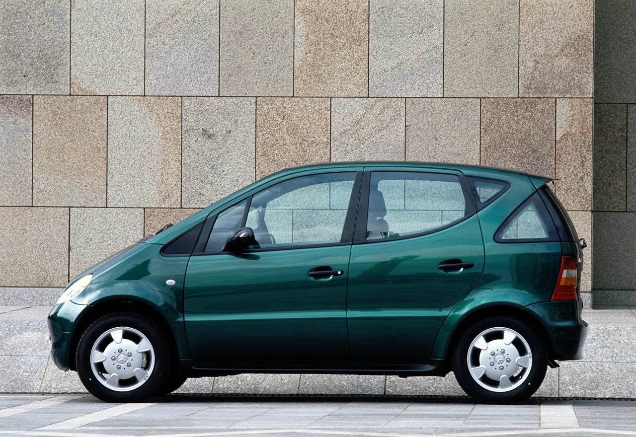 Exterior 3