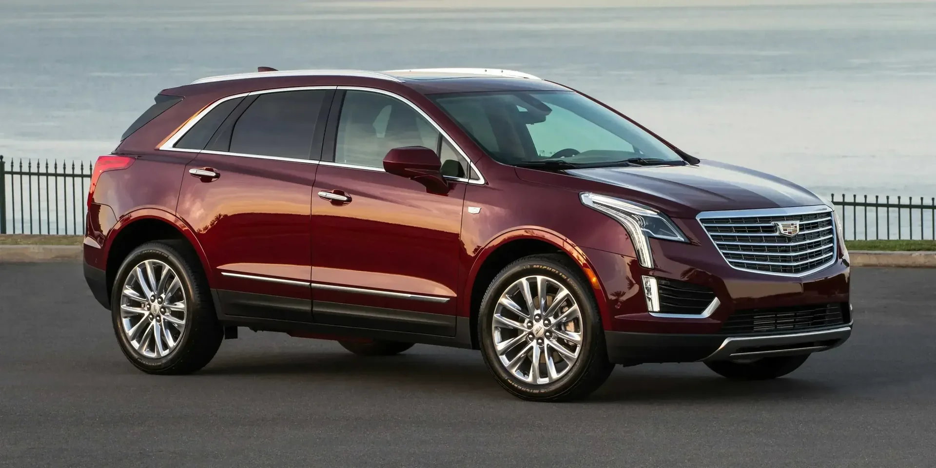 2017 Cadillac XT5 photo 1
