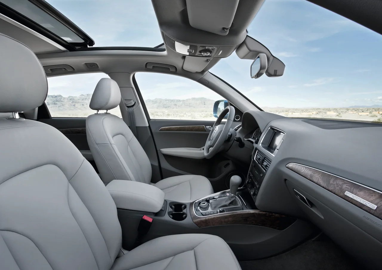 Interior 2