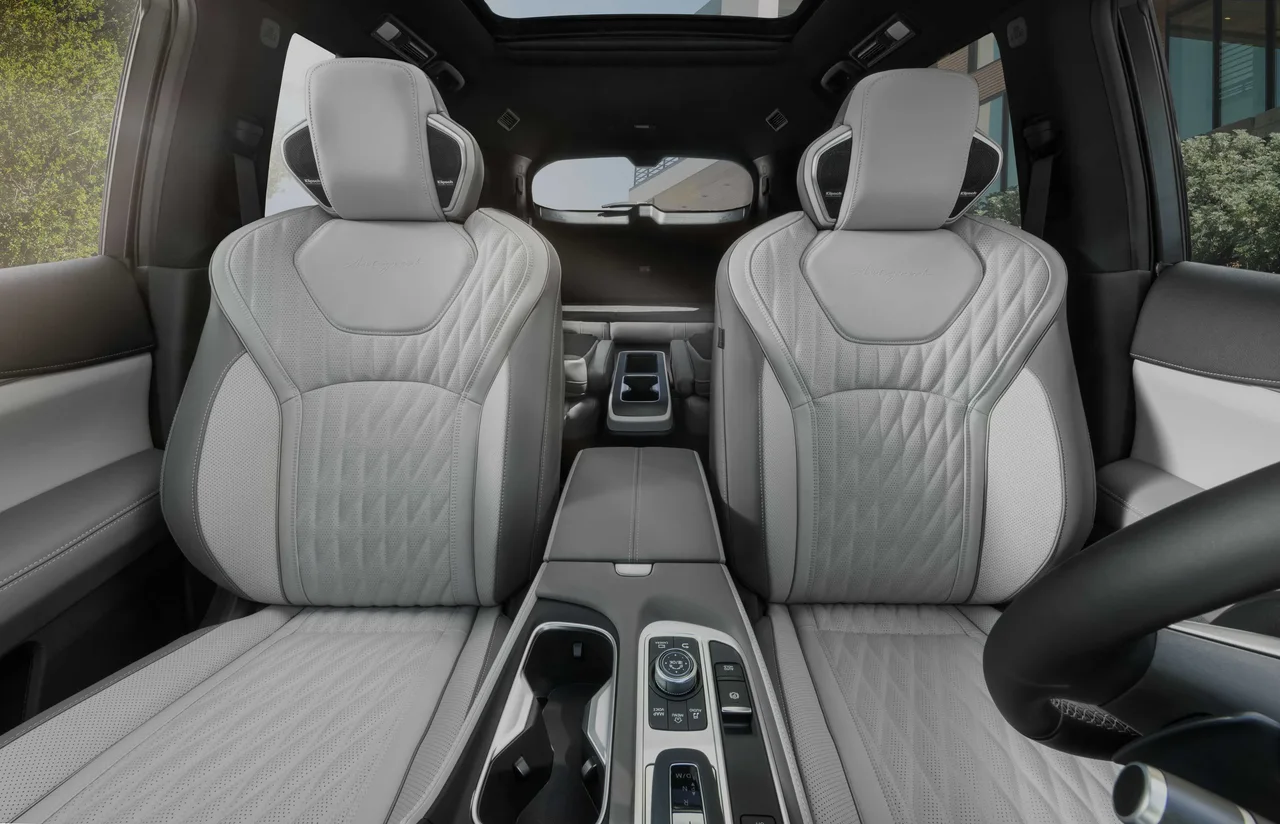 Interior 1