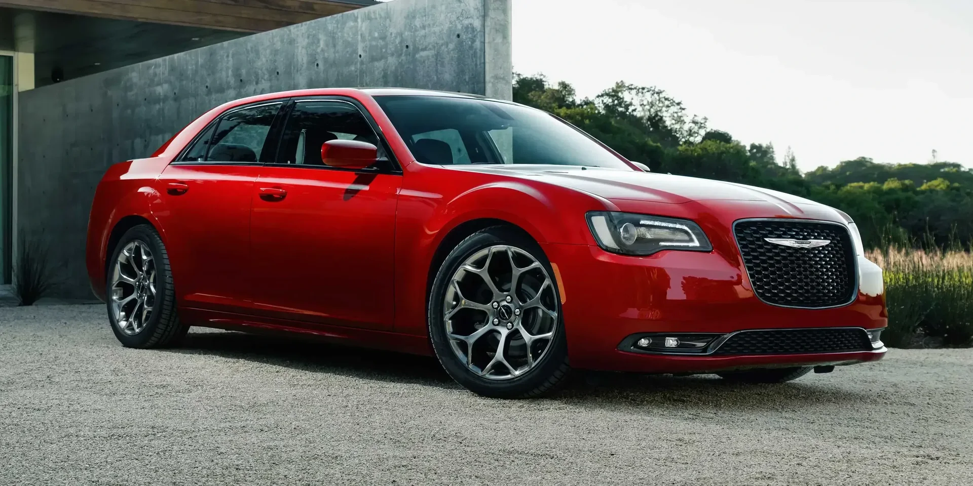 2015 Chrysler 300C photo 1