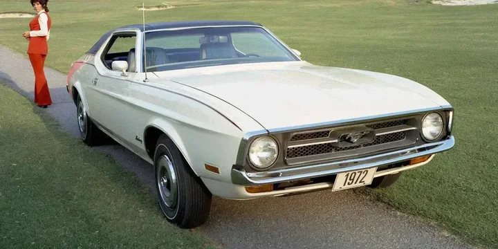 1972 Ford 1972-ford-mustang-sedan-hardtop-50-v8-142ps main image