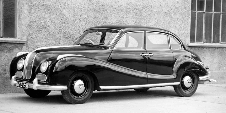 1952 BMW 501/502 exterior main image