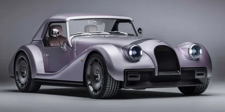 2025 Morgan 2025-morgan-supersport main image