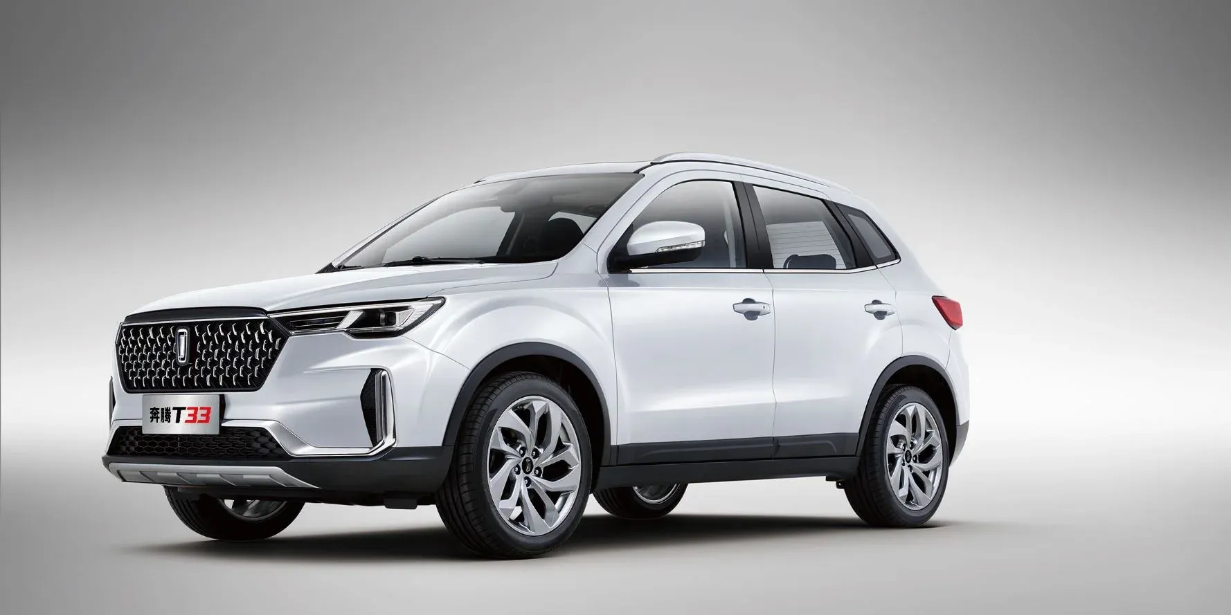 2023 Bestune T33 photo 1