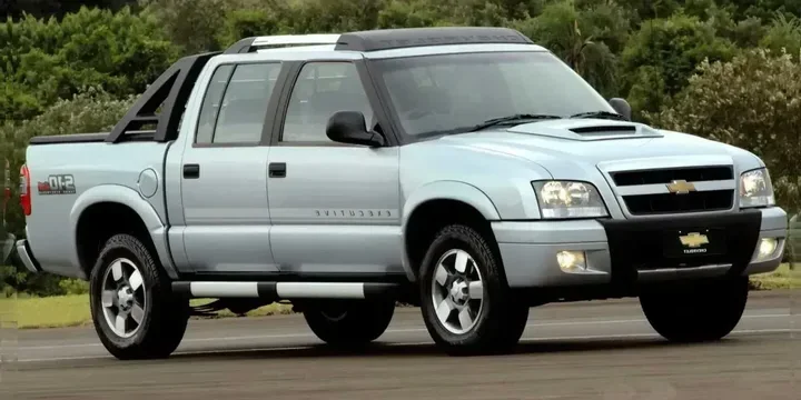 2009 Chevrolet 2009-chevrolet-s-10-la-pickup-s-10-double-cab-28-dti-4x4-manual-5-speed-140ps main image