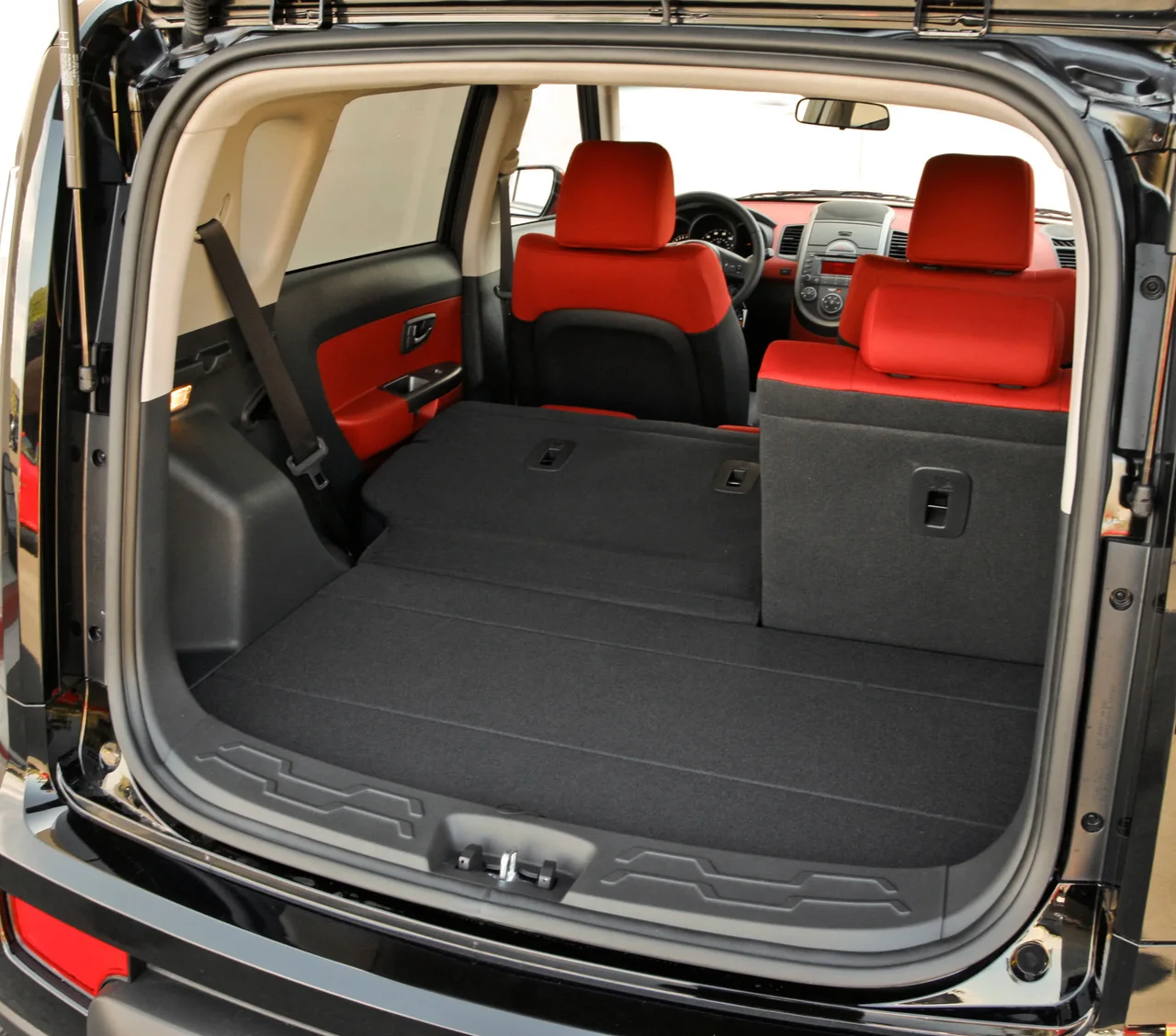 Interior 2