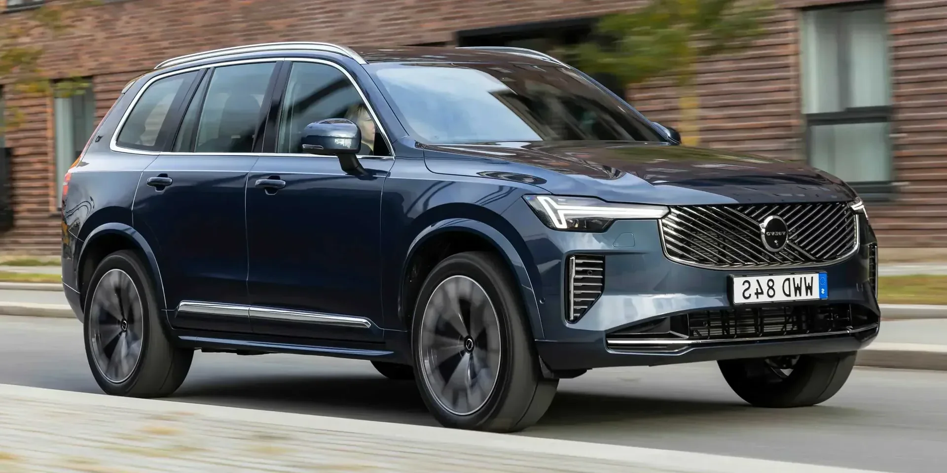 2021 Volvo XC90 photo 1