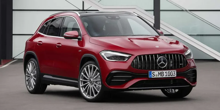 2020 Mercedes-Benz 2020-mercedes-benz-concept-amg-gla-35-4matic-8g main image