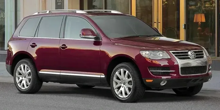 2004 Volkswagen 2004-volkswagen-touareg-na-generation-i-type-7l main image