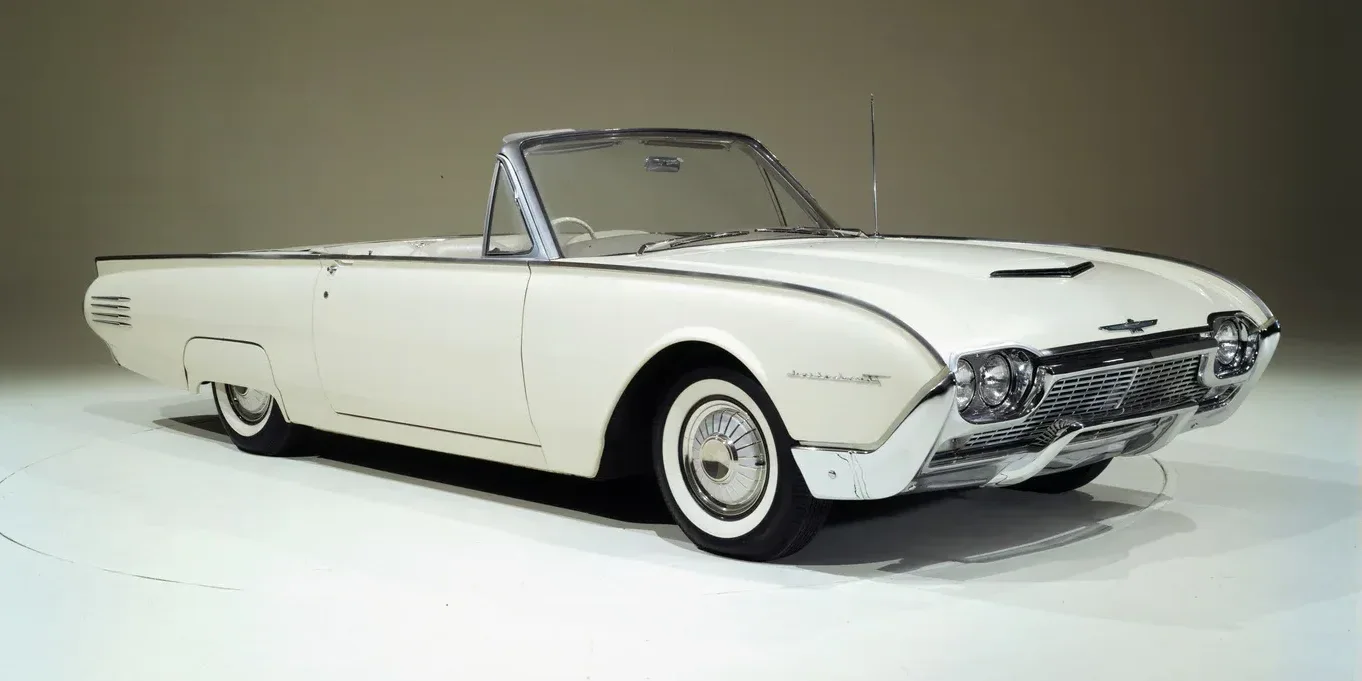 1961 Ford Thunderbird photo 1