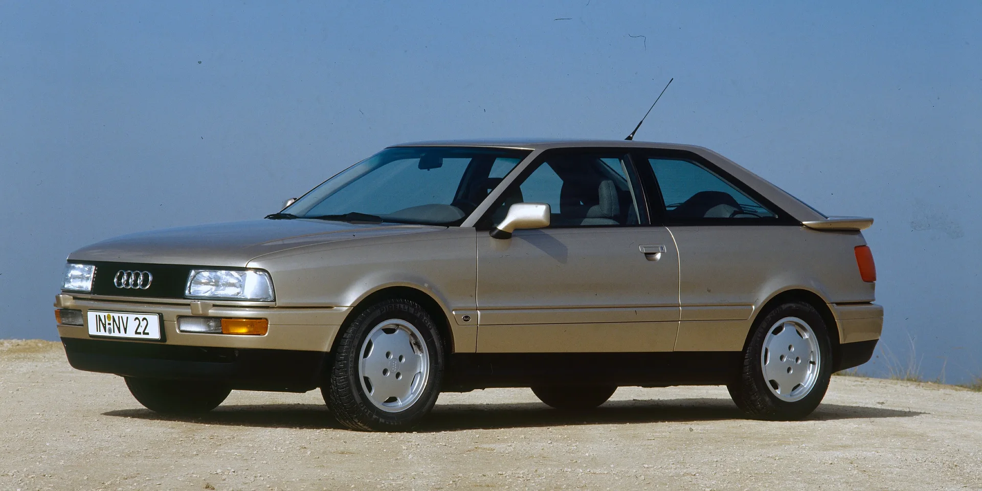 1989 Audi Coupé photo 1