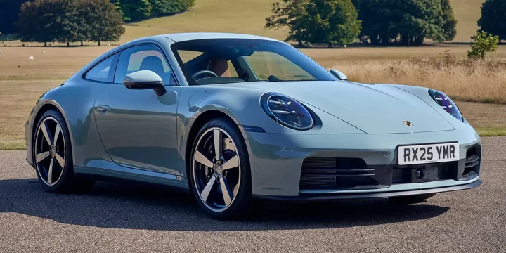 2025 Porsche 2025-porsche-911-carrera-s main image