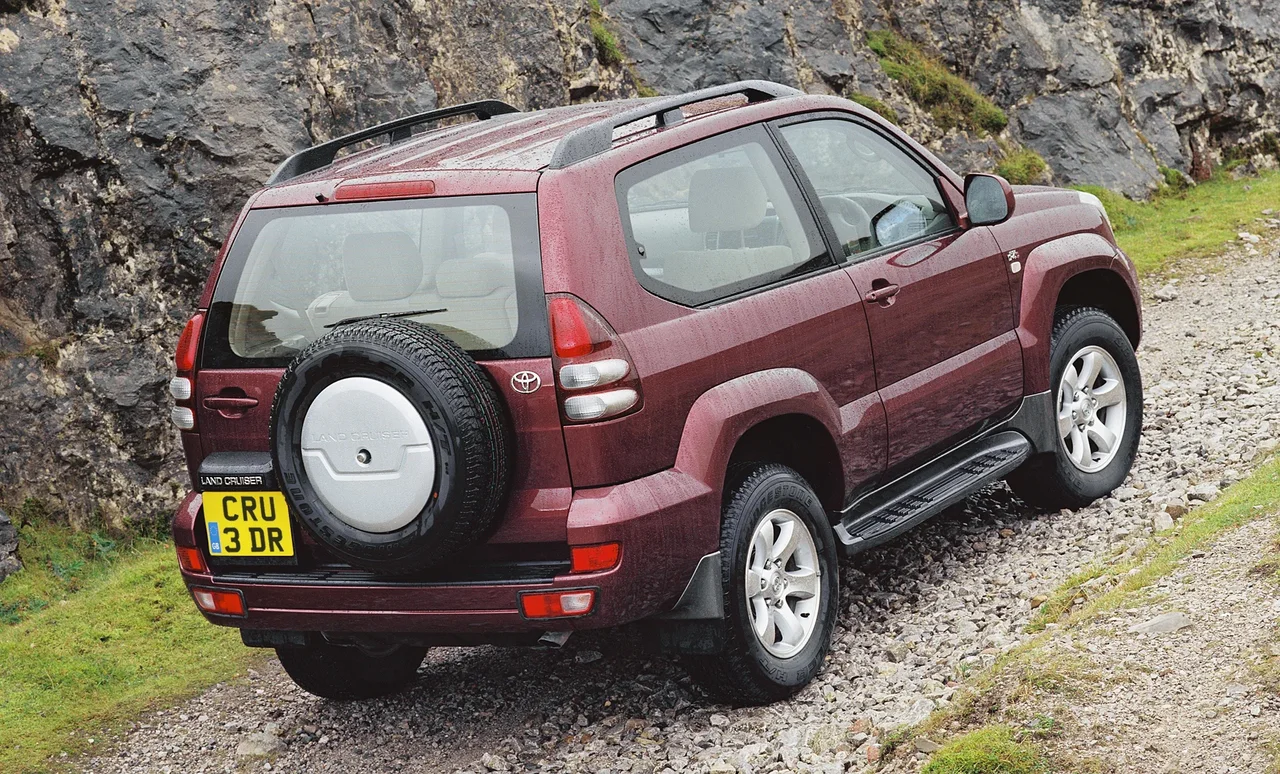 Exterior 3