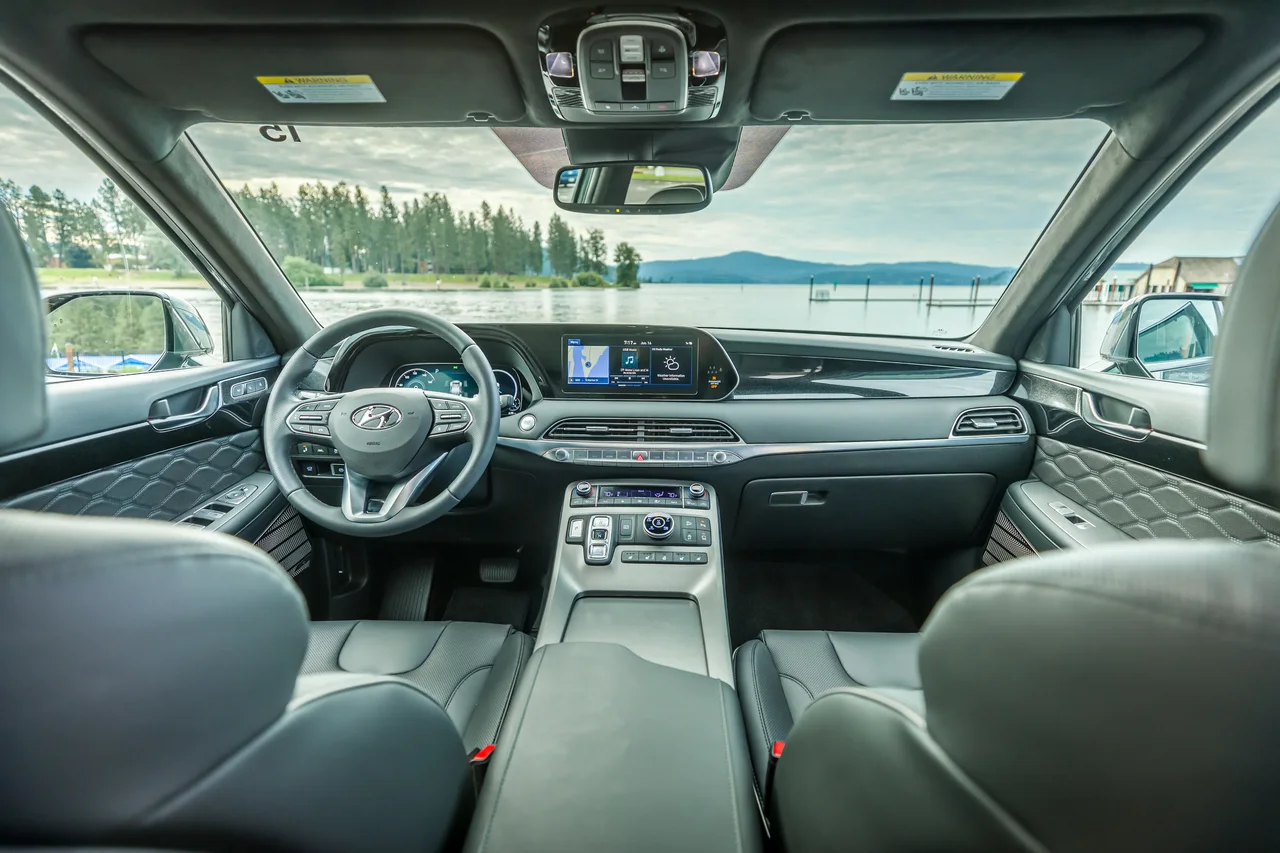 Interior 2