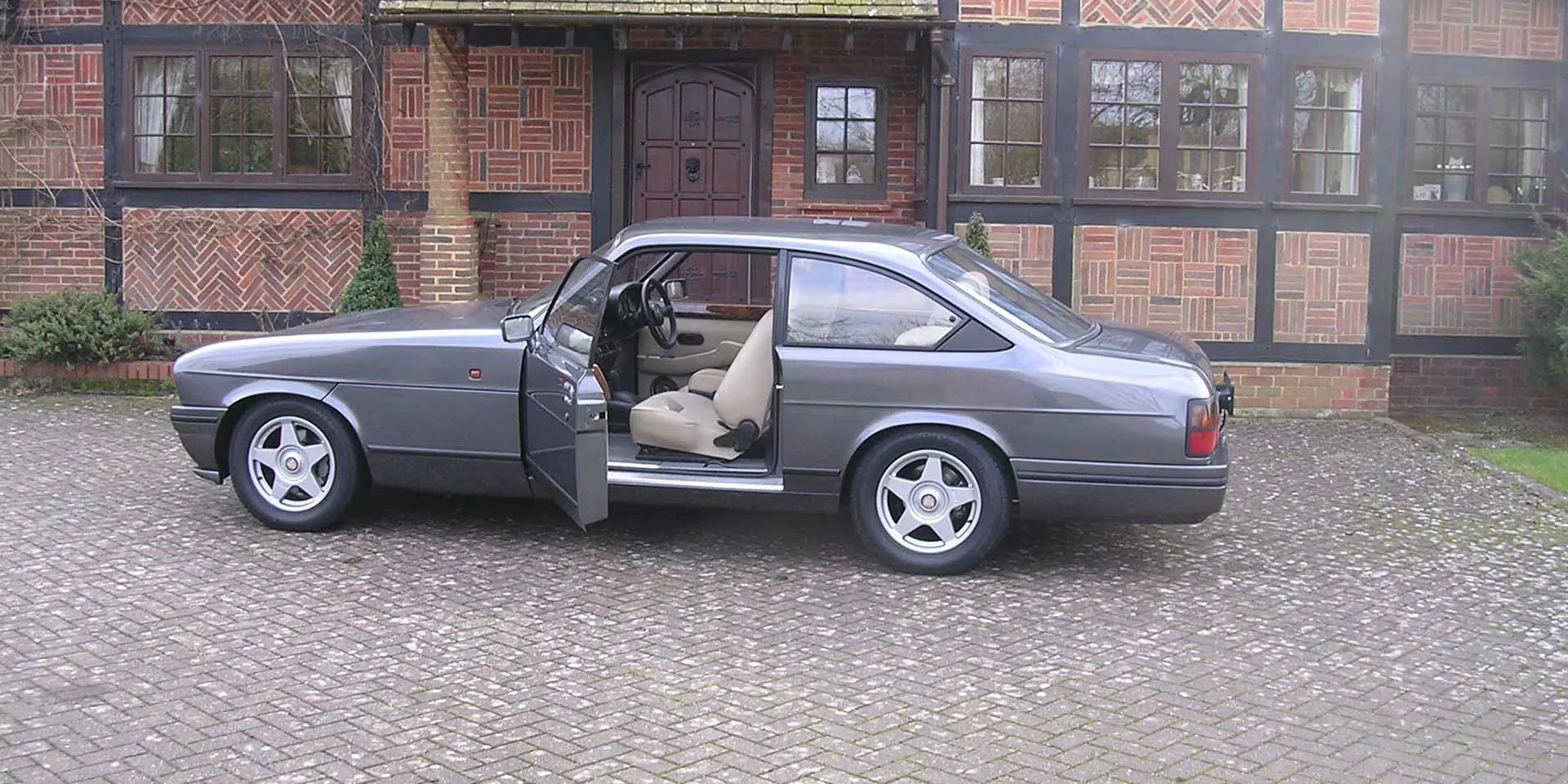2002 Bristol Blenheim photo 1