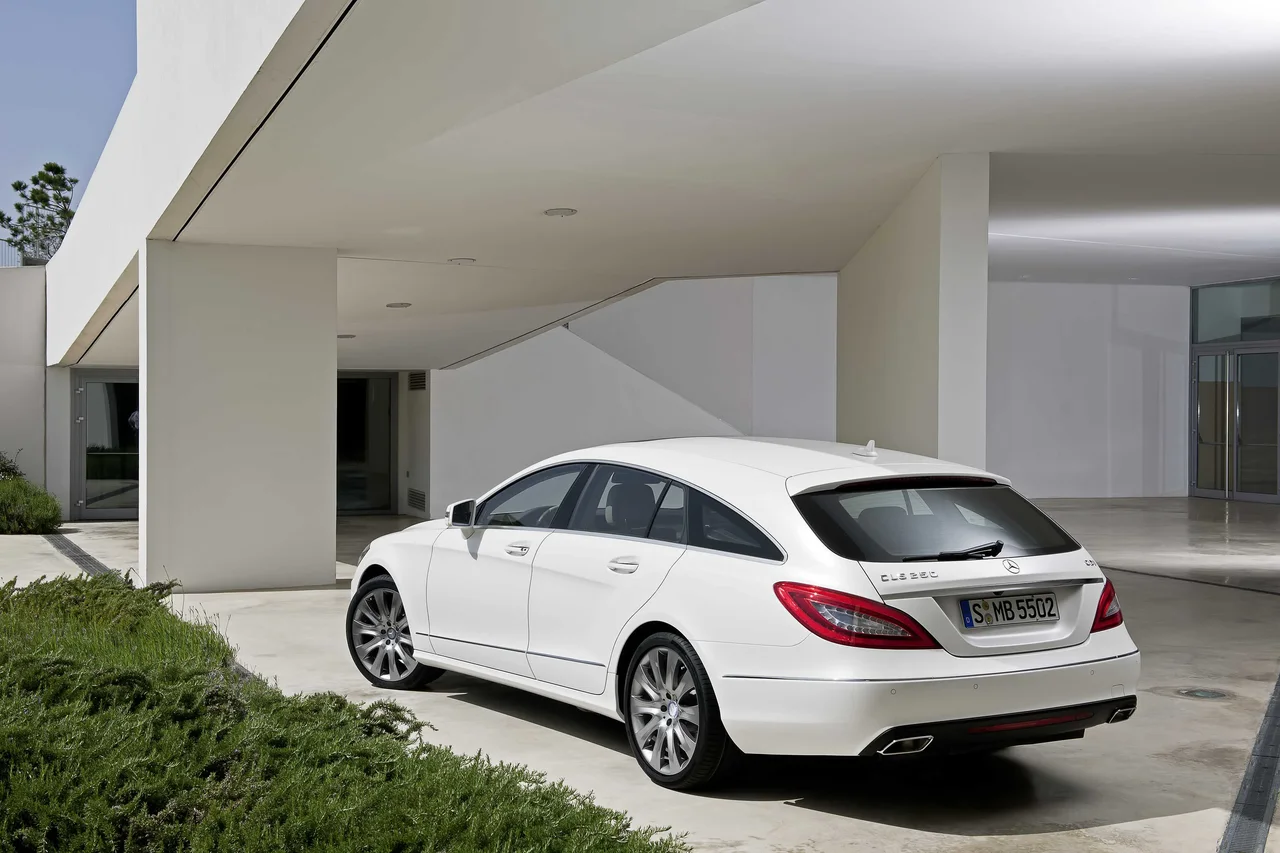 Exterior 4