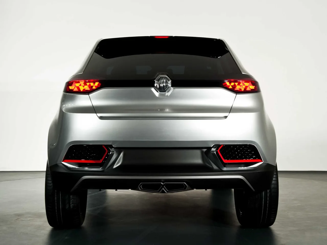 Exterior 8