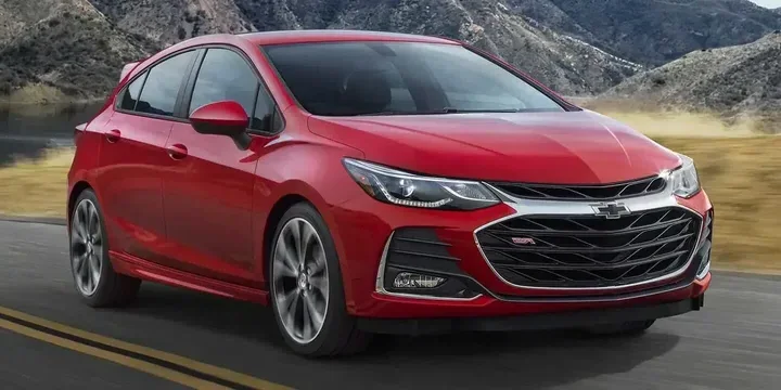 2019 Chevrolet 2019-chevrolet-cruze-hatchback-hatchback-14-t-hydra-matic-155hp-2019-6-speed main image
